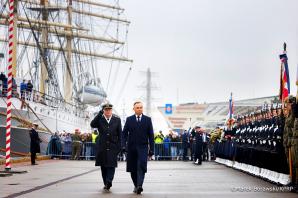 [VIDEO] Gdynia. Święto Marynarki Wojennej z udziałem Prezydenta RP