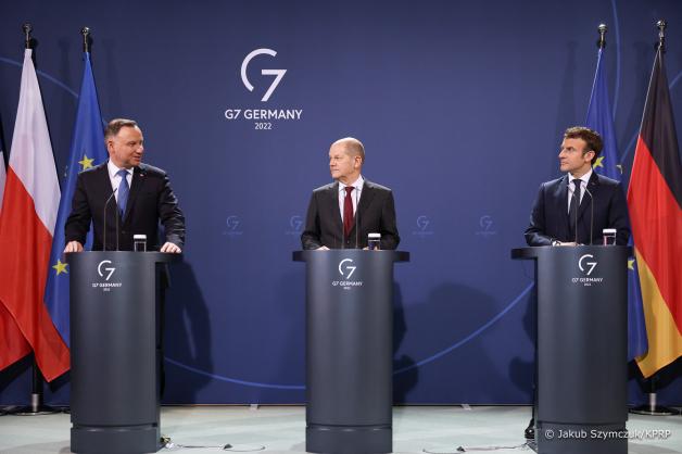 [VIDEO] Nic o nas bez nas. Prezydent o celach szczytu Trójkąta Weimarskiego. Będą rozmawiali o sytuacji wokół Ukrainy i na Białorusi. 